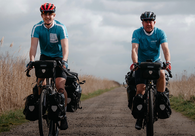 Image: Pedalling 30,000km Around the Globe: Father-Son Duo Pursues Guinness World Record