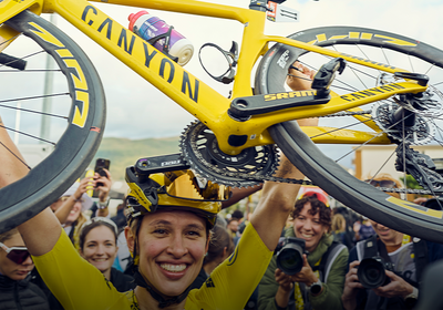 Image: Kasia Niewiadoma wins the Tour de France Femmes