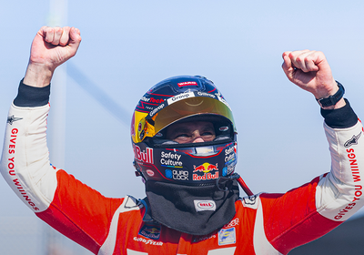 Image: Shane van Gisbergen Dominates Watkins Glen for Fourth NASCAR Cup Series Win in 2025
