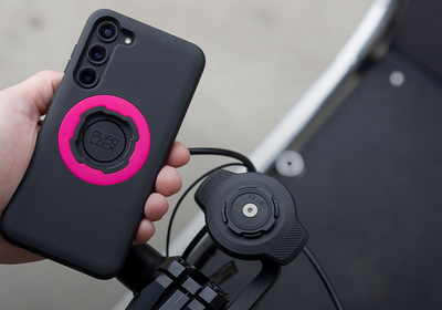 Image: The Best Waterproof Phone Charger for E-Bikes - Charge on the Go